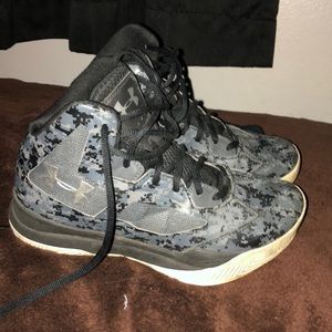 under armour camo basketball shoes